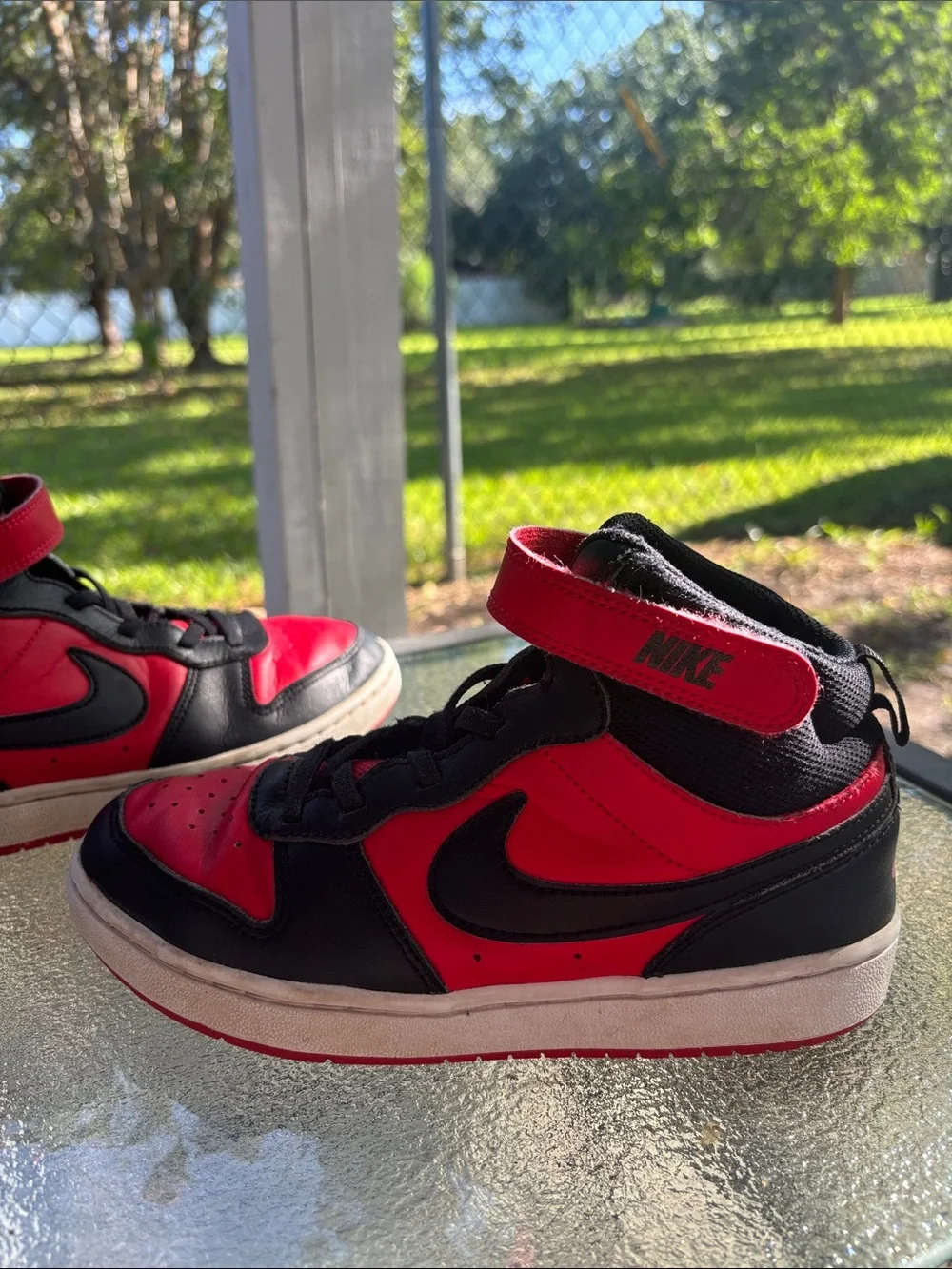 Nike Court Borough Mid 2 kids’ high-tops Size 3Y